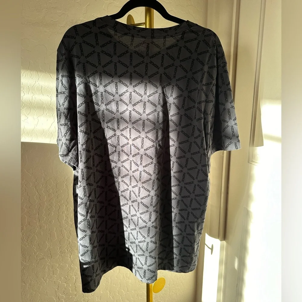 Men's Nike logo dri-fit t-shirt - Picture 4 of 4
